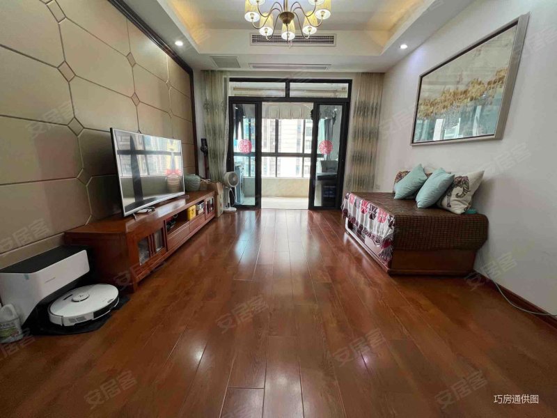 南昌房产网>南昌二手房>红谷滩二手房>丰和北大道二手房>绿地外滩公馆