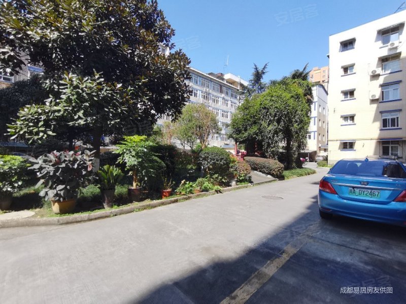 地铁六号线旁套三双卫近郫县一中保存好经典错层巴适