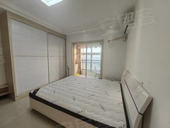 周口商水城区一室全配 独厨独卫 大阳台大衣柜 可收纳 随时可看出租房源真实图片