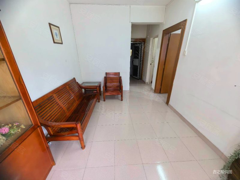 黄岐名雅花园,中楼层,东向,采光通透,户型方正