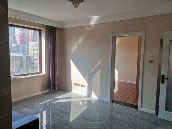 沈阳皇姑北陵剑桥公馆急租两室紧邻地铁口出门大型生鲜超市出租房源