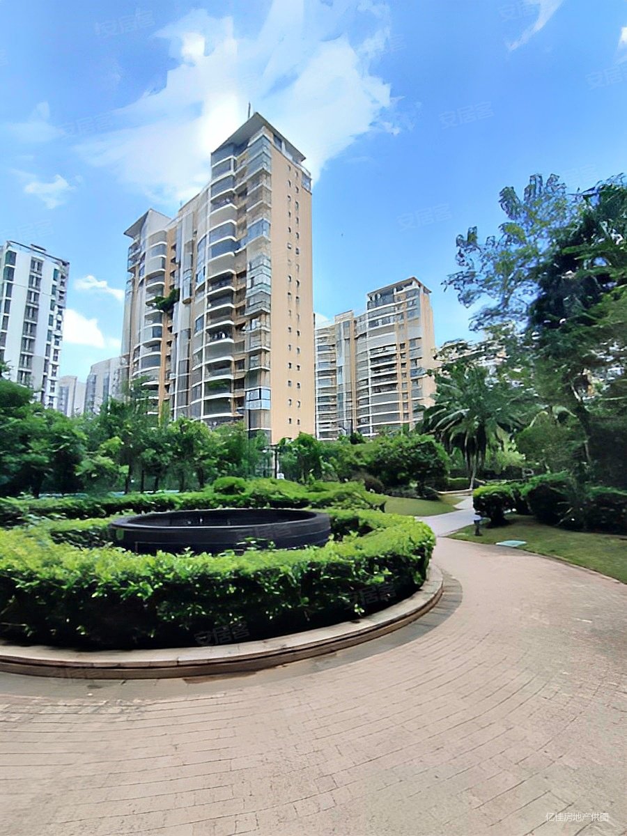 白龙国兴,英才四中旁,次新高档小区带30平方花园,枫丹白露二手房,269