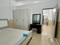河池宜州宜州城区炮楼脚 二楼 1房1厅1卫 配套齐全 免停车费 方便停车。出租房源真实图片