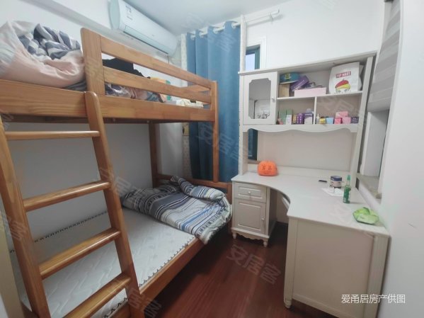 石碶地铁口电梯房3室2卫精装自住保养好南北通透房东急卖,雍景苑(西区