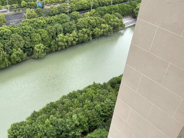 【多图】绿地太湖城,太湖新城租房,绿地太湖城两室一厅带阳台,厨房有