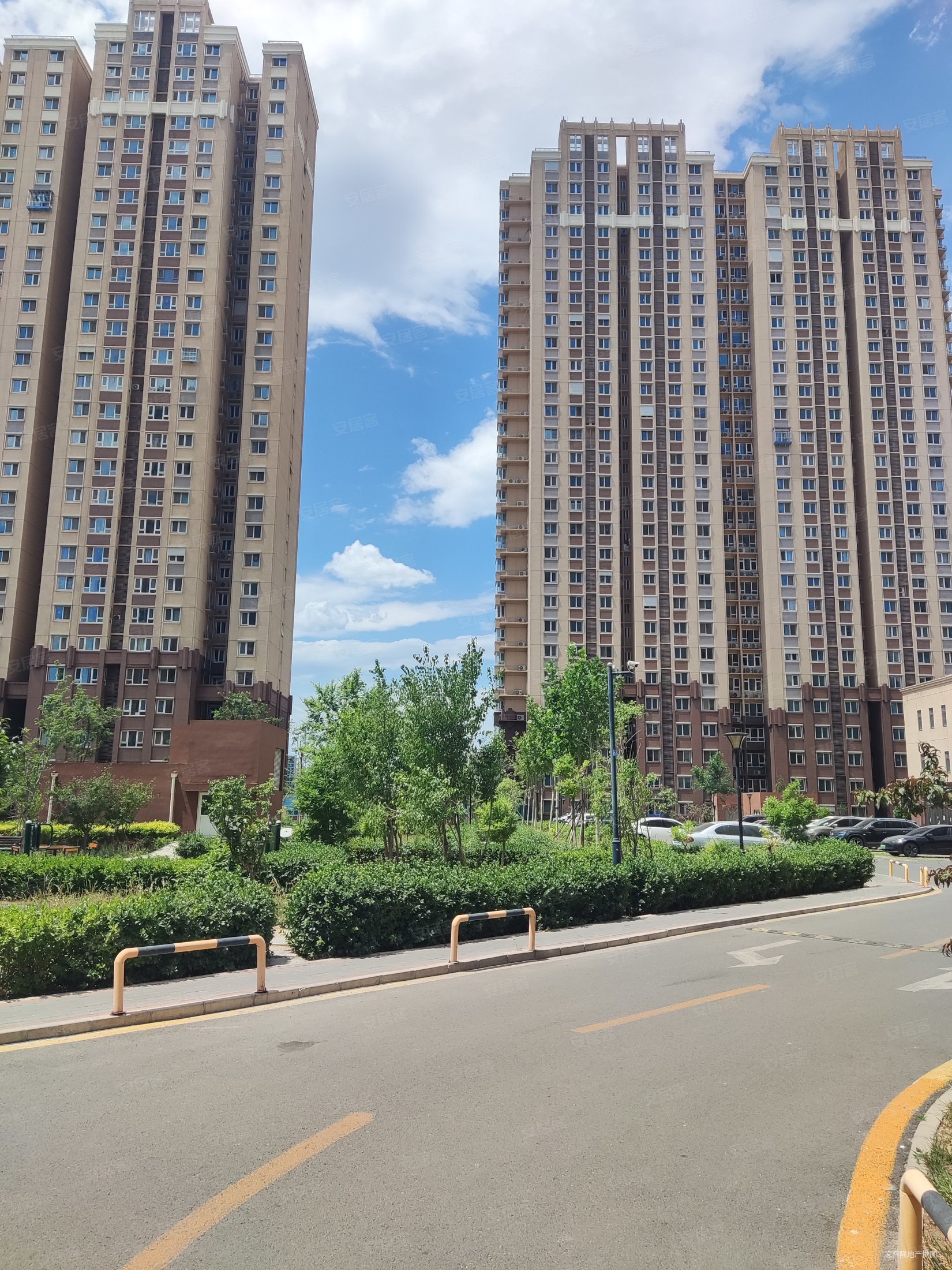 社区门店东惠家园精装三居交通便利新小区电梯房