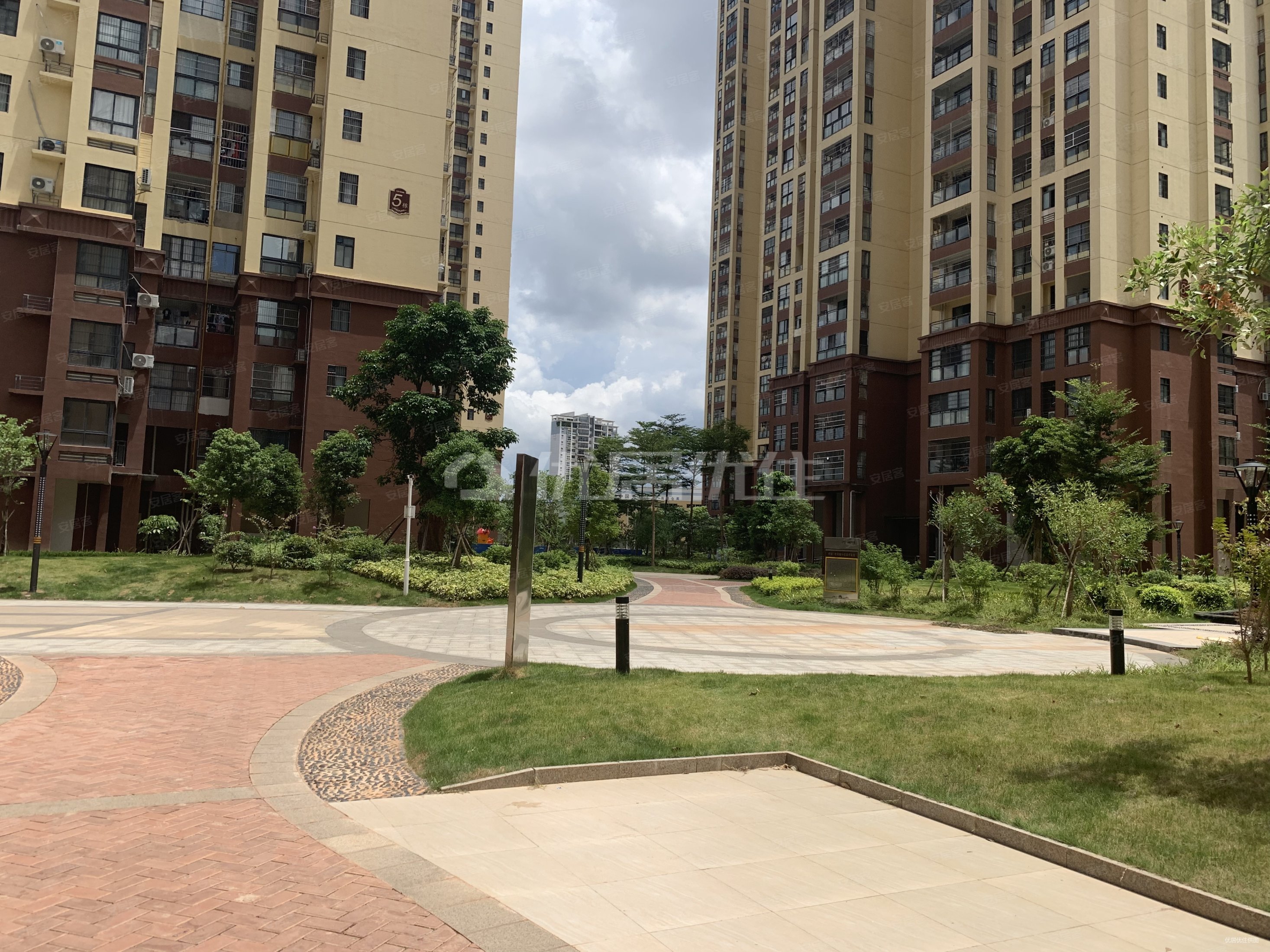 小区新 楼层好,中旭中央城二手房,96万,3室2厅,2卫,91平米-南宁安居客