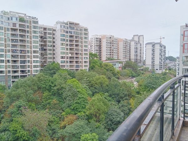 南宁青秀仙葫天池山1500  天池山 3室2厅1卫 精装修 电梯房 配套齐全