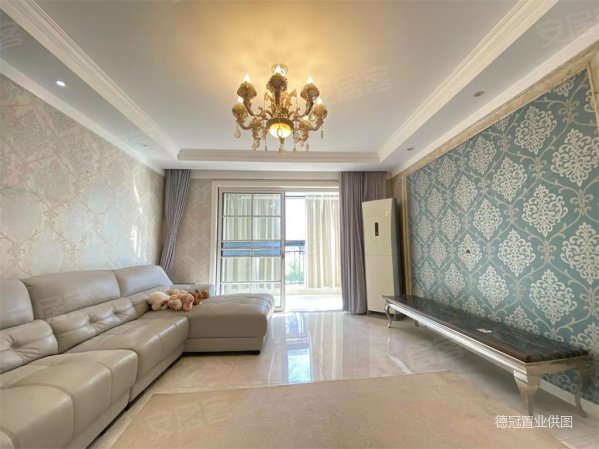 威尼斯水城第一街区3室2厅1卫114㎡南北192万