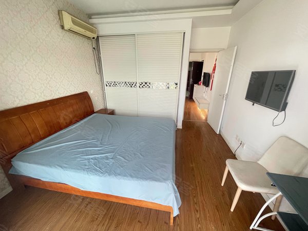 人民医院旁!清扬御庭精装一房,配套齐全,交通便利,近国金世金