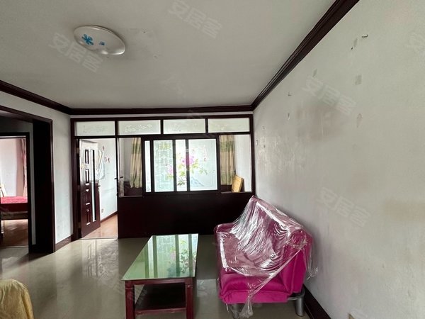 青岛黄岛红石崖天龙花园王台天龙花园套二设施齐全拎包入住出租房源