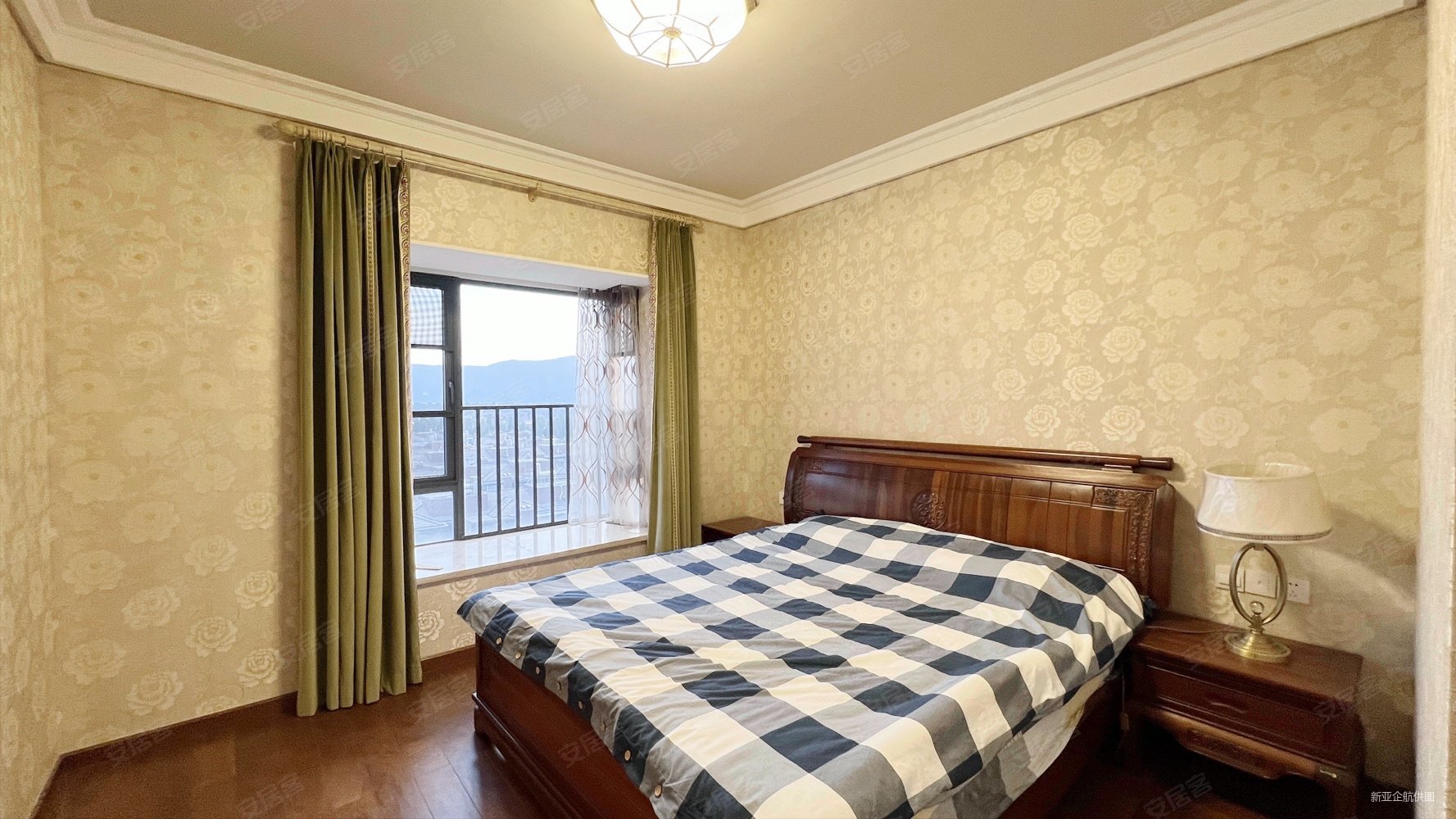 真实观滇大四房特价出售随时看房,招商海公馆二手房,230万,4室2厅,2卫