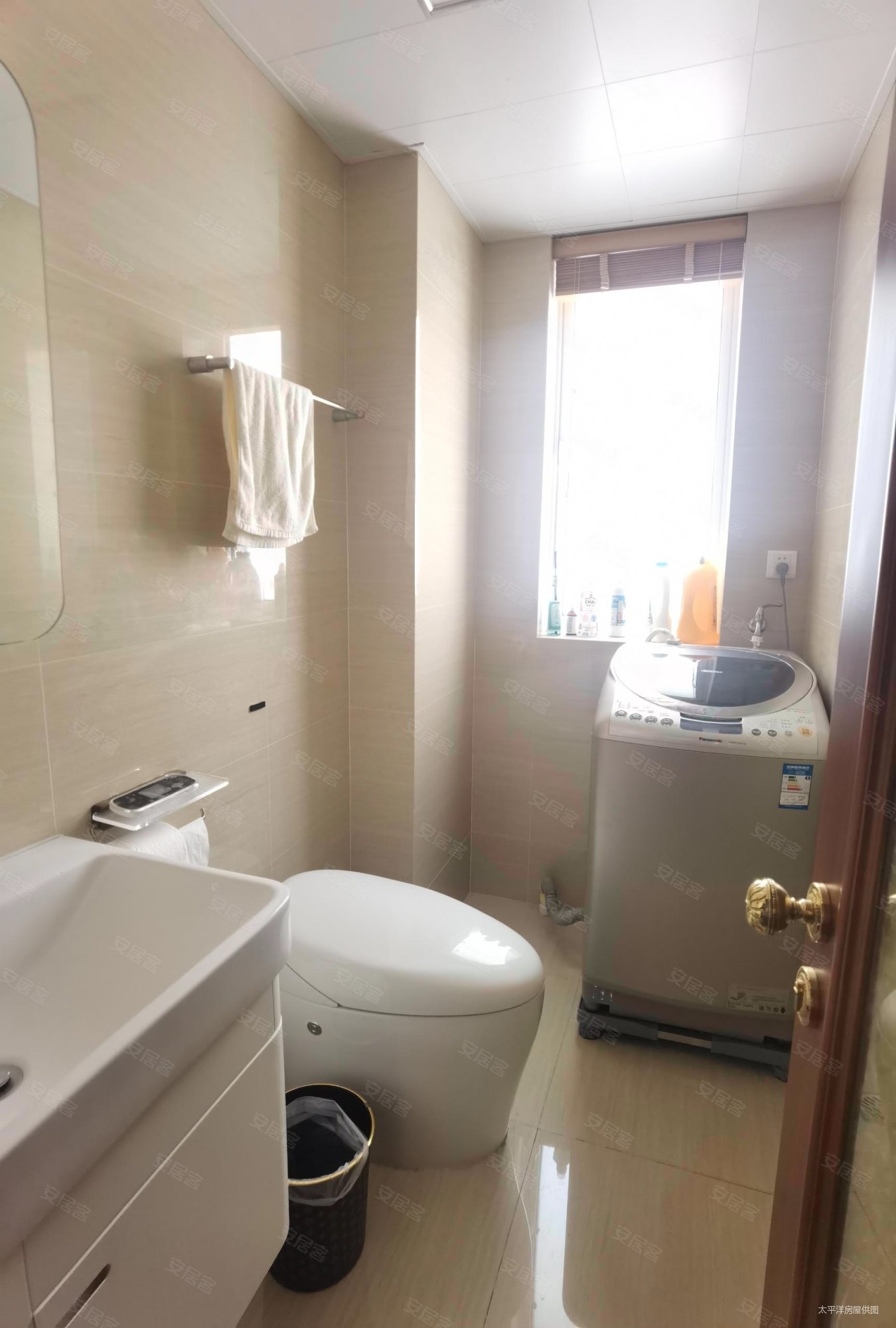 静安四季公寓 双卫 南北通透 带电梯 临地铁 中间楼层采光好