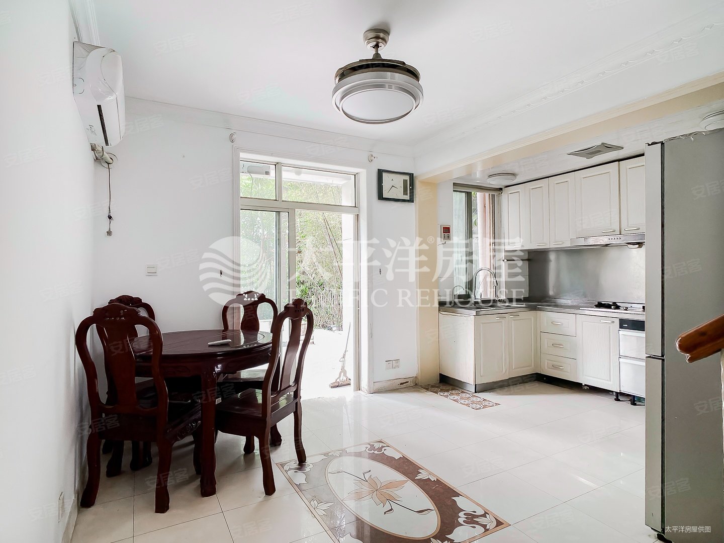 阳光欧洲城二期 中间楼层采光好 产权清晰 超低密度 双卫格局