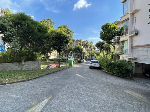 南宁青秀东盟商务大自然花园青秀山下,大自然花园楼中楼两房招租,拎包