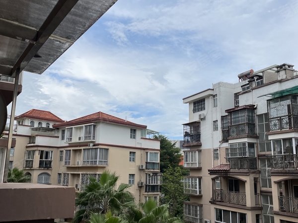 南宁青秀东盟商务大自然花园东盟商务区青山脚下越秀路大自然花园大三