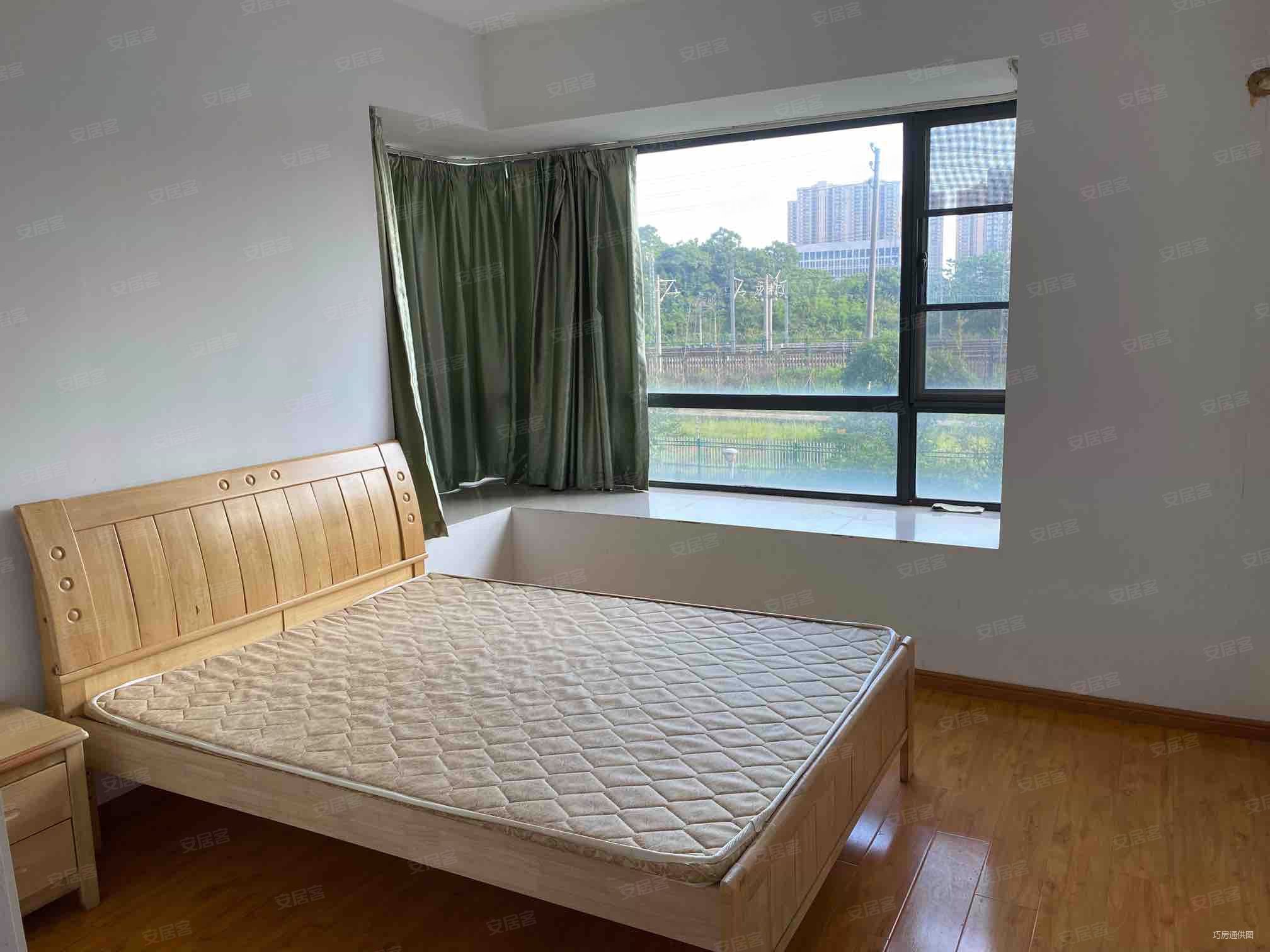 临地铁 中间楼层采光好 正规商品房 小区新 南北通透 带电梯,西站瑞都