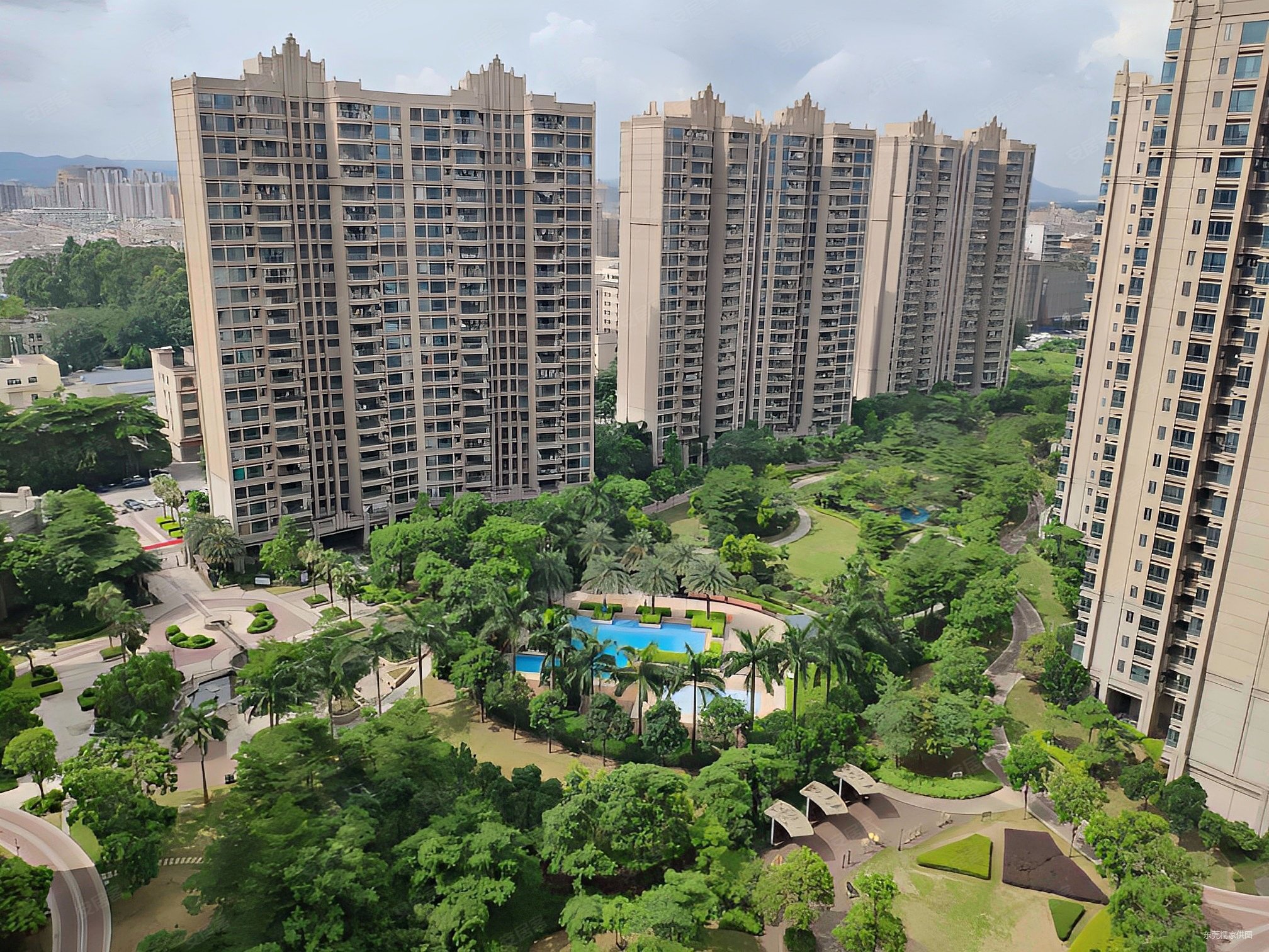 松湖朗悦单位两房朝南看花园刚需两居