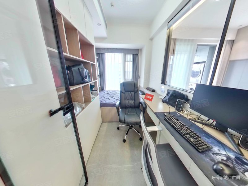 新锦安海纳公馆3室2厅2卫89㎡西南945万