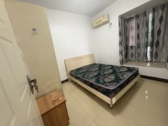 北海海城中街东峰富苑 电梯大两房 年租650元 短租1000，押二付三出租房源真实图片