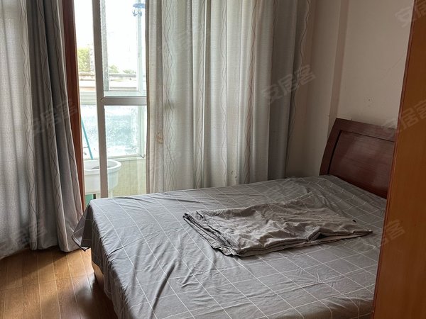 扬州邗江梅岭中学海德庄园海德庄园 1室1厅1卫出租房源真实图片