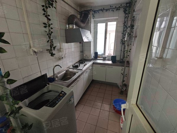 北京西城车公庄车公庄大街北里车公庄北里一居室出租出租房源真实图片