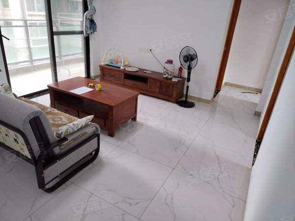 【多图】保利香槟苑,大鹏租房,保利香槟苑 4室2厅2卫 精装修 电梯房