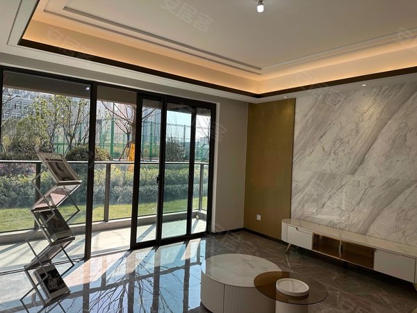 杭州萧山城厢众安荷源府万象汇旁跑道阳台洋房户型带地暖出租房源真实