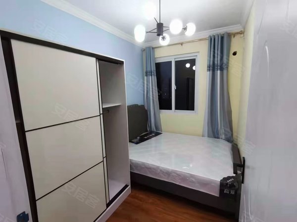 上海宝山刘行新顾城欣康苑7号线刘行站 新顾城欣康苑 3室2厅1卫 3900