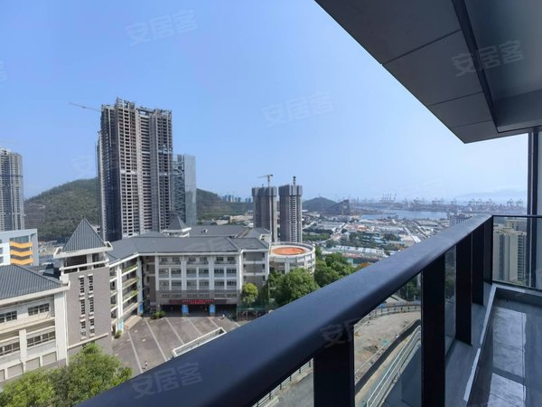 深圳南山海上世界半山臻境南山蛇口半山臻境 近海上世界 豪装配家私