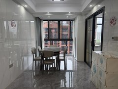 鹰潭月湖月湖城区华盛明珠，精装修三房两厅两卫，2000包物业出租房源真实图片