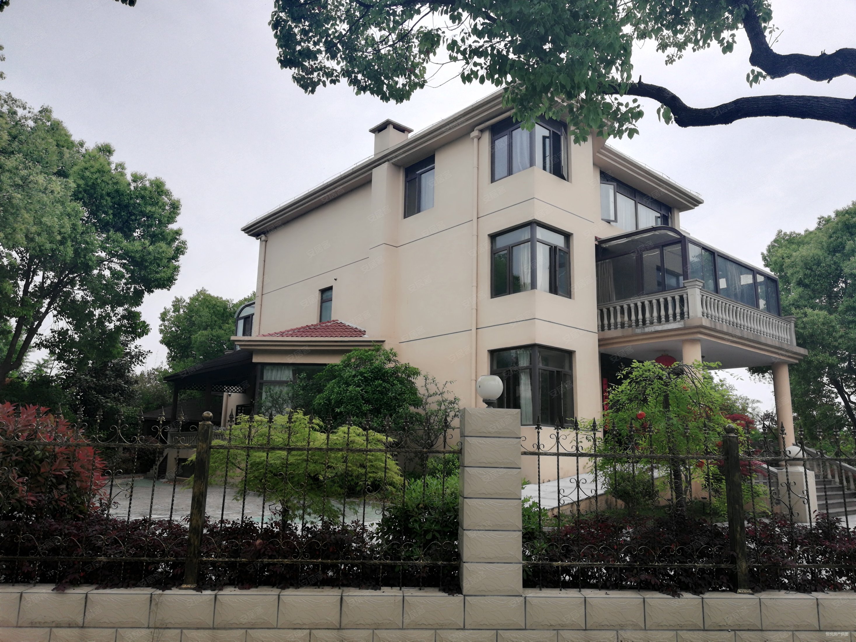 太阳岛高尔夫别墅二手房,920万,6室2厅,4卫,328平米-昆山安居客