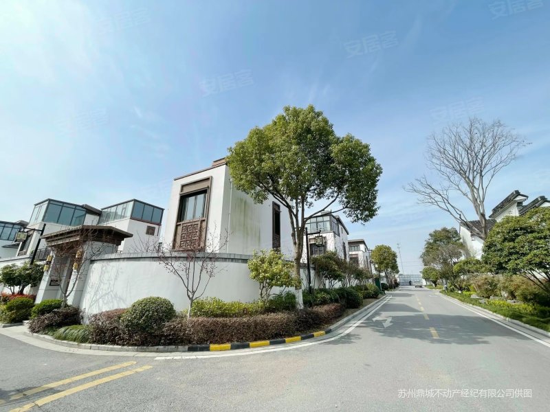 中梁独墅御湖 南北通透 满五   超低密度 高绿化