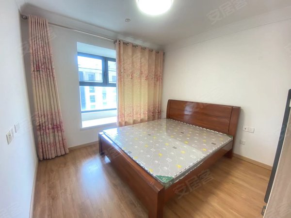 【多图】保利堂颂,二十八中租房,出门2中 保利堂颂 精装3室2卫 家具