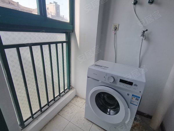 【多图】万鸿城市花园,来鹤台广场租房,京华城商圈万鸿城市花园 精装