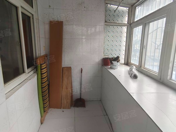 济南历下老东门东仓小区东仓小区 2室1厅1卫 精装修 南北通透 配套