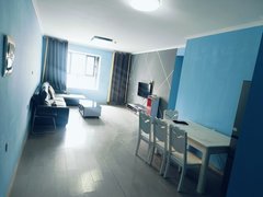 喀什喀什市喀什城区华府半岛17楼三室两厅两卫,拎包入住,年租金2万。出租房源真实图片