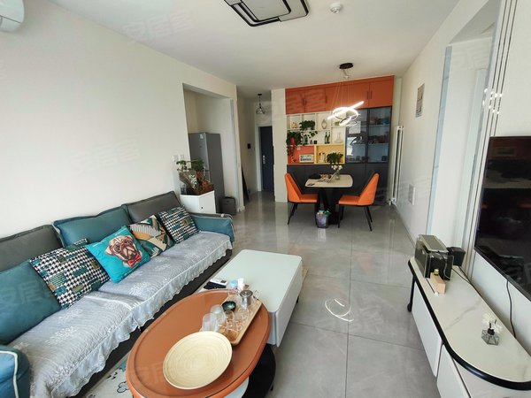 青岛即墨创智新区华航山海湖(湖景房 !有车位!可供暖!