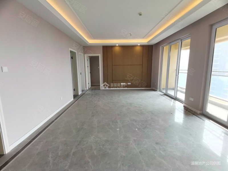 售价698万天慧城电梯中间楼层大套三双卫