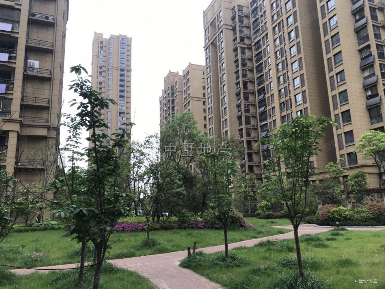 华盛大运城一期3室2厅1卫89.73㎡南100万