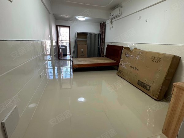 深圳布吉大芬黄金富苑丹竹头地铁站附近黄金富宛大单房出租出租房源