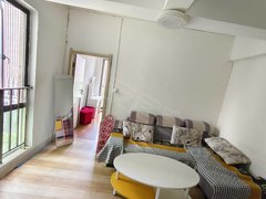贵阳观山湖会展城金融城银行街实拍押一付一无中介出租房源真实图片