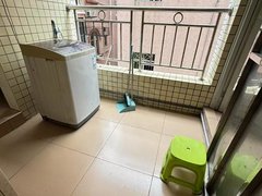 广州南沙进港大道自己的房子精装修，家电齐全拎包入住随时看房出租房源真实图片