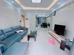 佛山顺德龙江荟峰3房带家电出租2500月出租房源真实图片