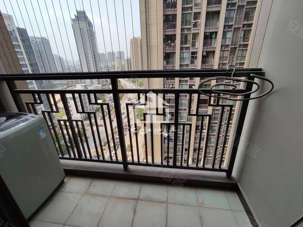 南宁青秀凤岭北美泉1612美泉1612小区环境好出租房源真实图片