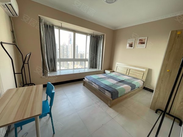 重庆渝中大坪英利国际广场租房子 近地铁 压一付一 无中介英利国际