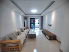 商丘睢阳日月湖日月湖旁,家具家电齐全,拎包入住,全天采光视野开阔,价位能谈出租房源真实图片