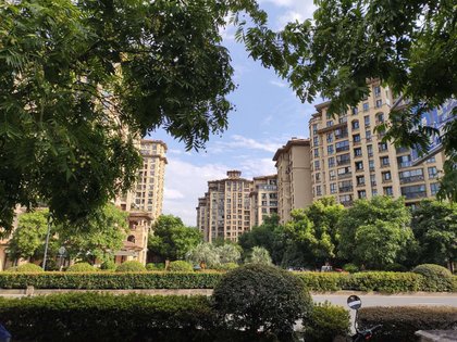 绿城蓝庭(东区)