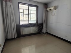 沂源城区银座河西四楼三室 有空调可配家具 停车方便出租房源真实图片