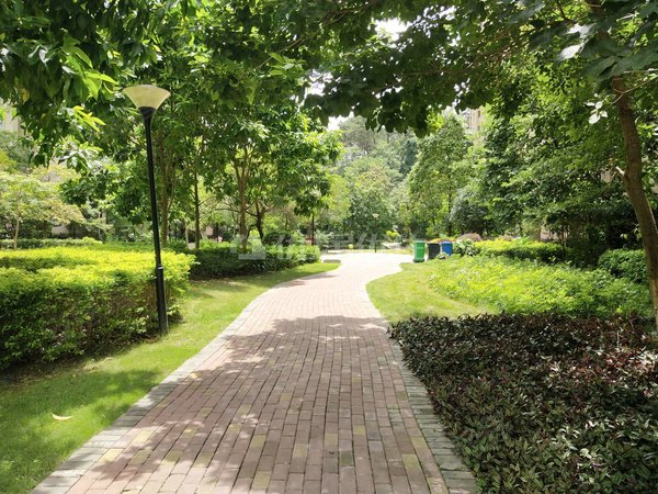 【多图】中海雍翠峰,兴宁周边租房,朝南4房 127平米电梯中高层 看小区